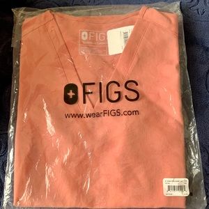 Brand New Women’s Figs Coral Casma